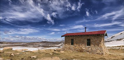 Seamans Hut - Kosciuszko NP - NSW T (PBH4 00 10545)